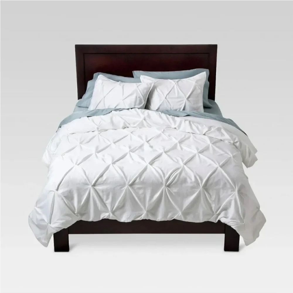 Pinched Pleat 3 Piece Duvet Cover Set - White (King) - Threshold 108